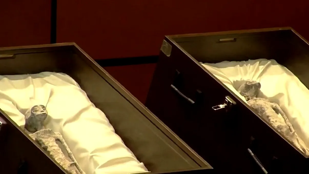 Ce s-a întâmplat la analiza „mumiilor” presupușilor extratereștri. Descoperirea care poate schimba totul, ce s-a găsit în corpul uneia dintre creaturi