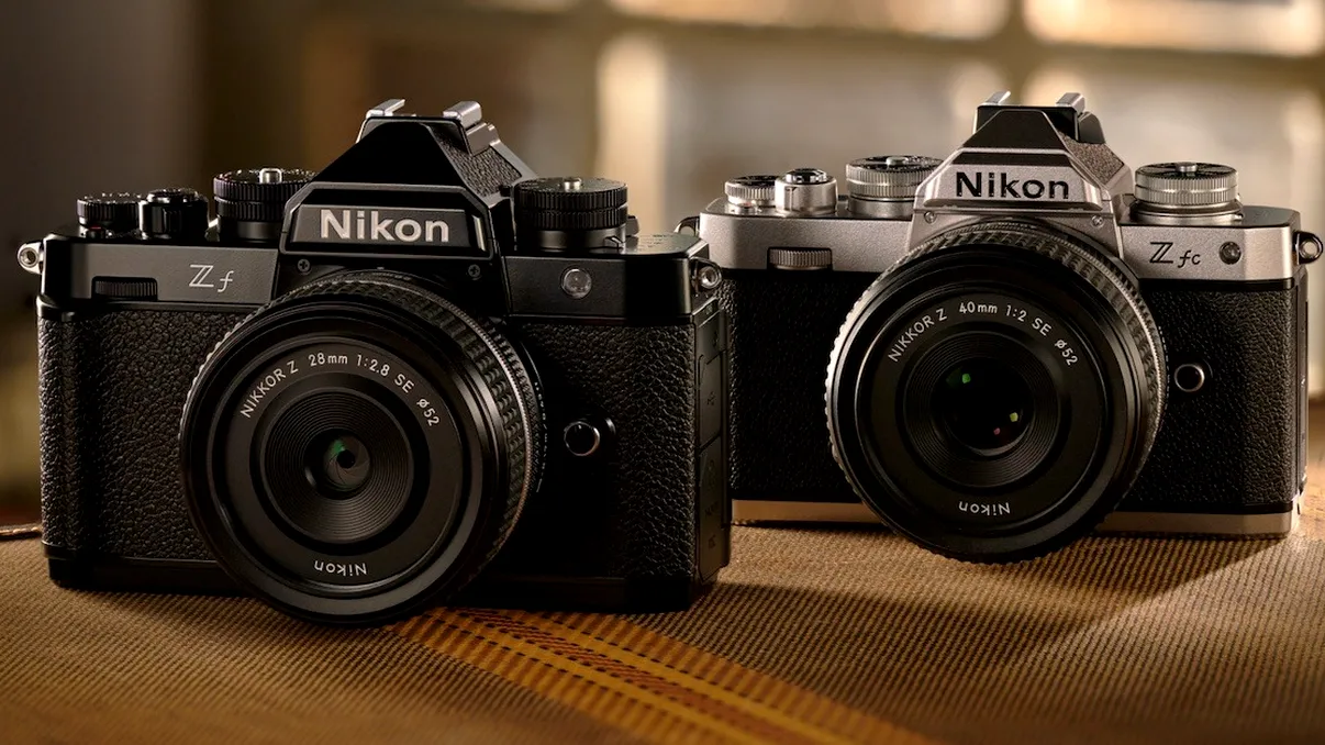 Arată ca acum 50 de ani, dar ascunde tehnologii moderne. Ce știe să facă noul Nikon Zf