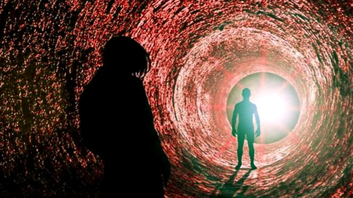 Un bărbat susține că a călătorit în timp și vine din anul 2671. Avertisment înfiorător pentru omenire. Ce ne-ar aștepta în viitorul apropiat