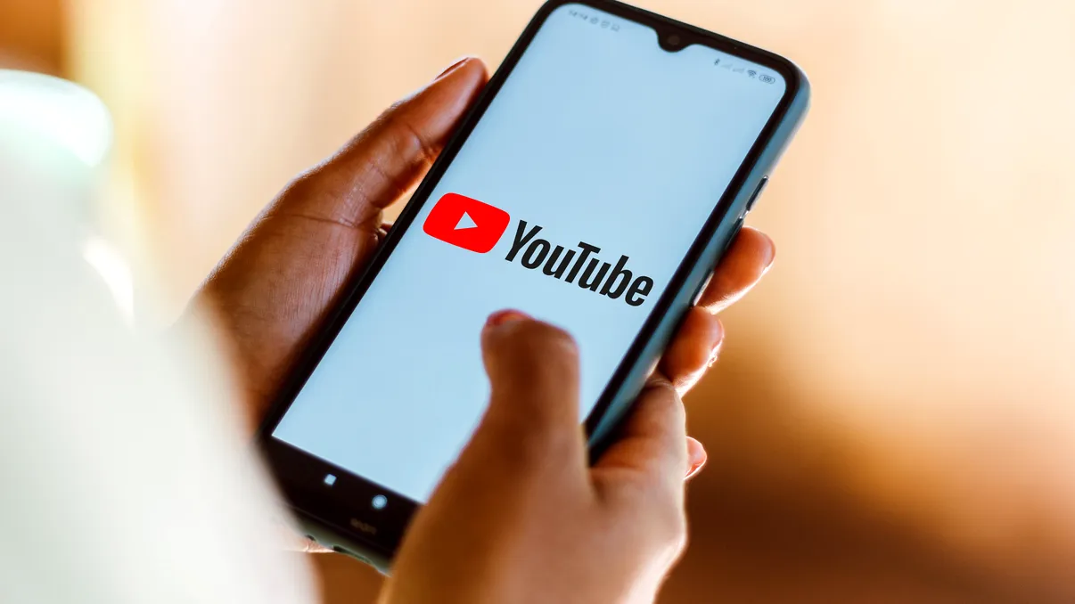 YouTube testează jocuri mici pe desktop și pe mobil: ce te vei putea juca pe platformă