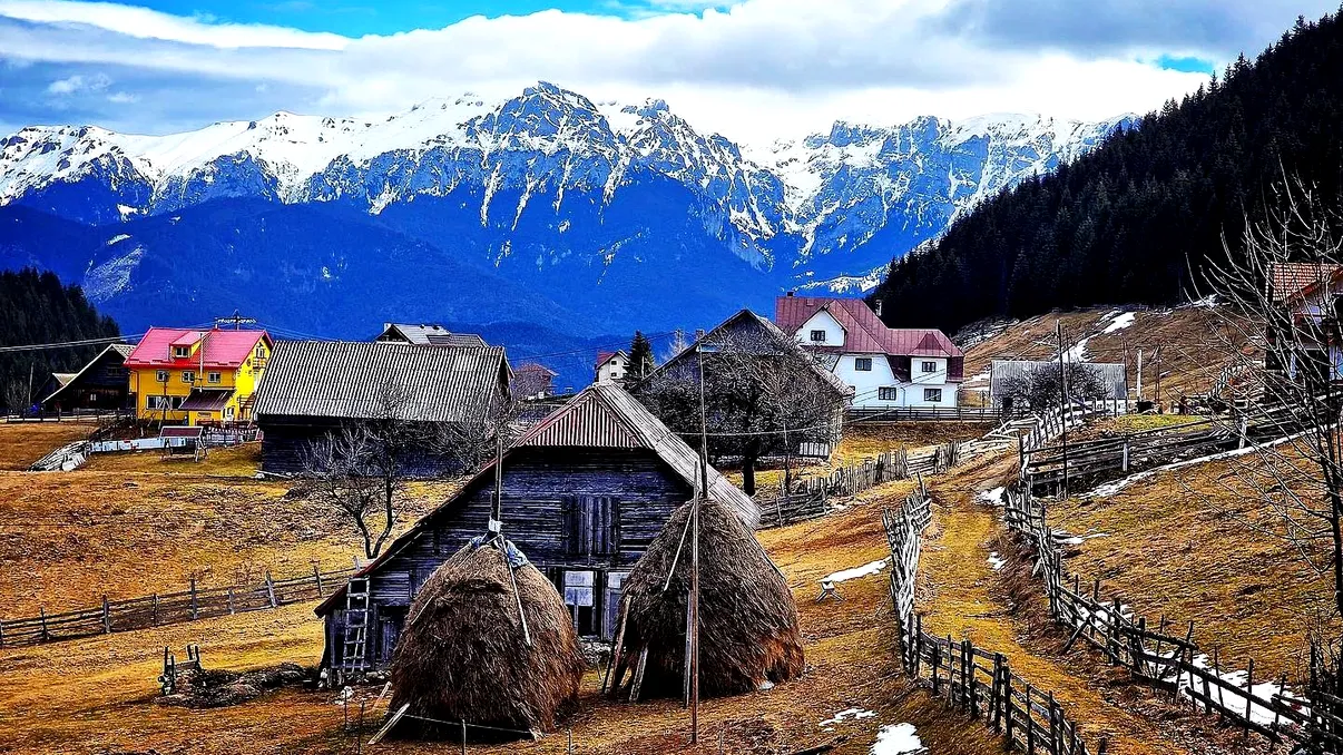 Locul de vis din România: Motive pentru care ar trebui să vizitezi cel mai înalt poziționat sat din țara noastră, Fundata