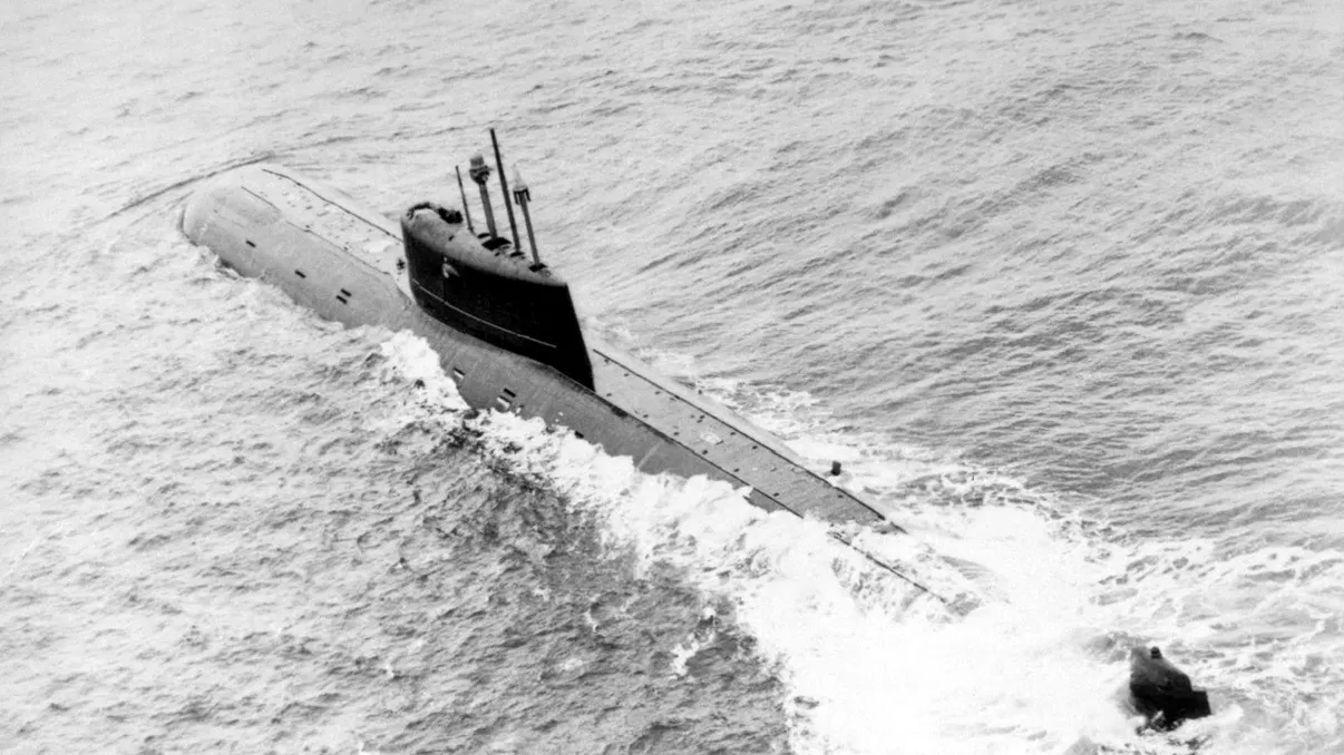 Pericolul reprezentat de submarinul nuclear scufundat în 1989. Ce se întâmplă cu el, care sunt riscurile