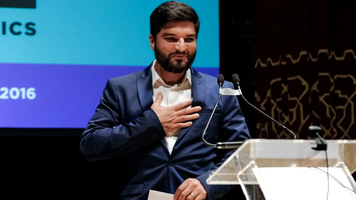 Indianul care a dat lovitura în România cu o afacere de milioane. Produce un singur lucru și se vinde ca pâinea caldă