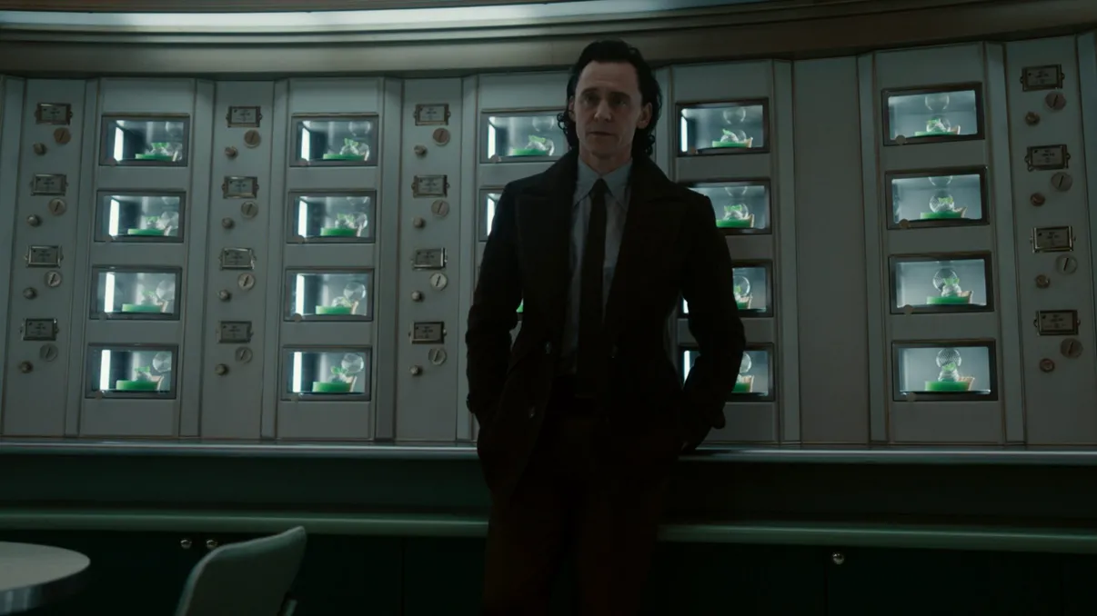 INTERVIU Loki pe Disney+: evoluția personajului antagonist și a MCU, de la producătorul Kevin Wright EXCLUSIV