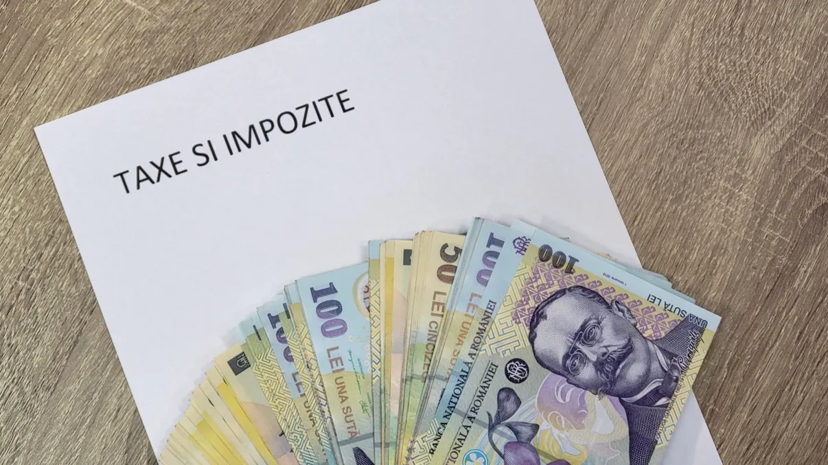 Cresc salariile românilor din 2024, dar cu ce preț. Anunțul de la Guvern care dă fiori reci patronilor