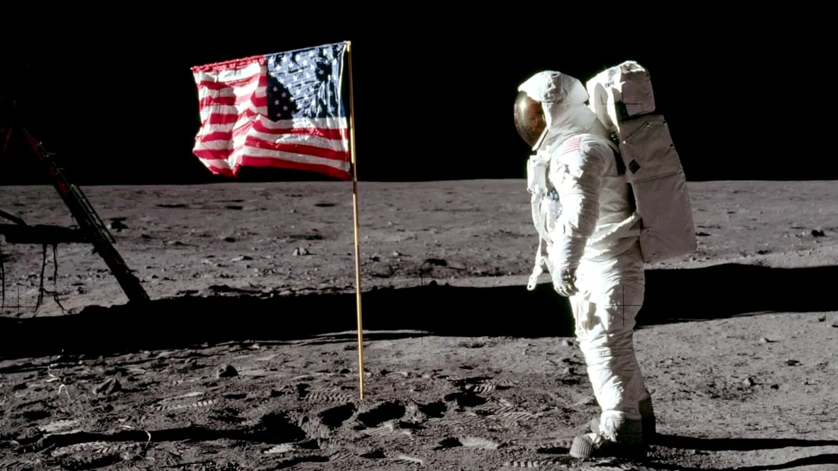 Americanii se întorc pe Lună după 50 de ani de la aselenizare