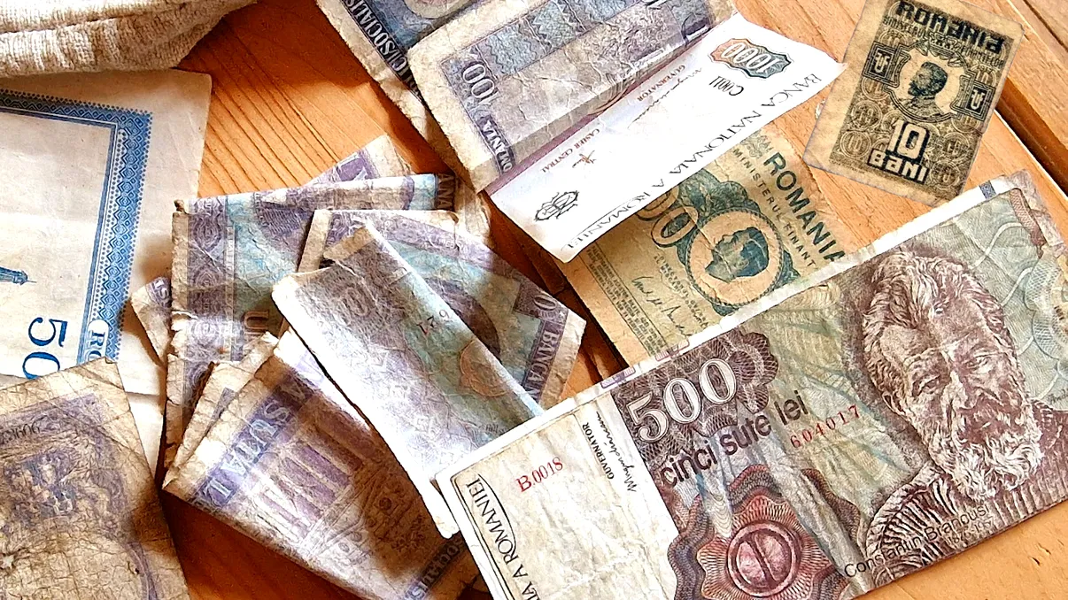 Micuța mare bancnotă: România și cea mai mică bancnotă din lume