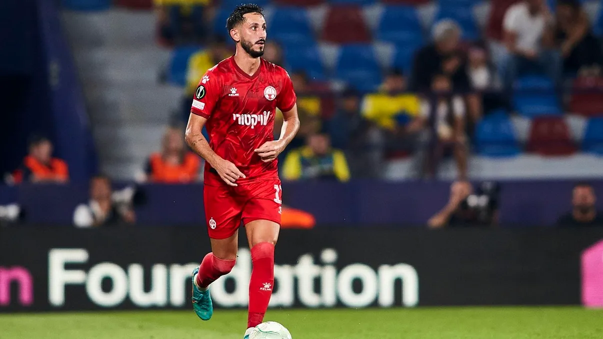 Scandal diplomatic în Turcia. Un fotbalist israelian de națională, reținut după ce a arătat un mesaj la cameră. Ce se va întâmpla cu el