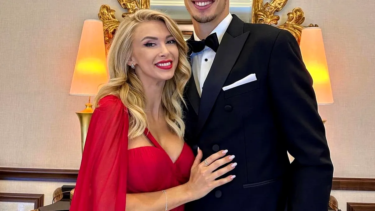 Andreea Bălan, călătorie până la capătul lumii pentru a fi alături de Victor Cornea. ”Nu visam că voi ajunge aici”