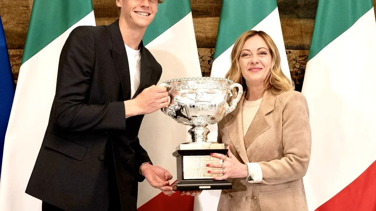 Ce i-a spus Giorgia Meloni lui Jannik Sinner atunci când a intrat în biroul ei. A folosit un singur cuvânt