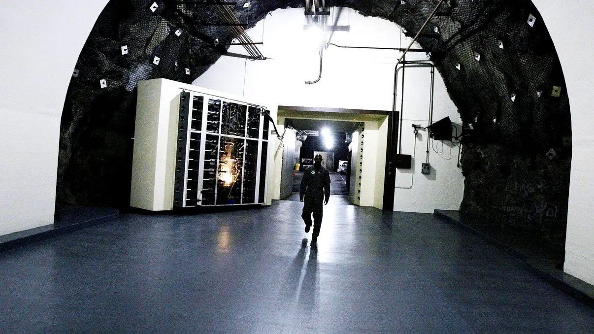 Ar putea fi printre singurele „clădiri” care pot face față unei bombe atomice. Cum a fost posibil complexul din Războiul Rece