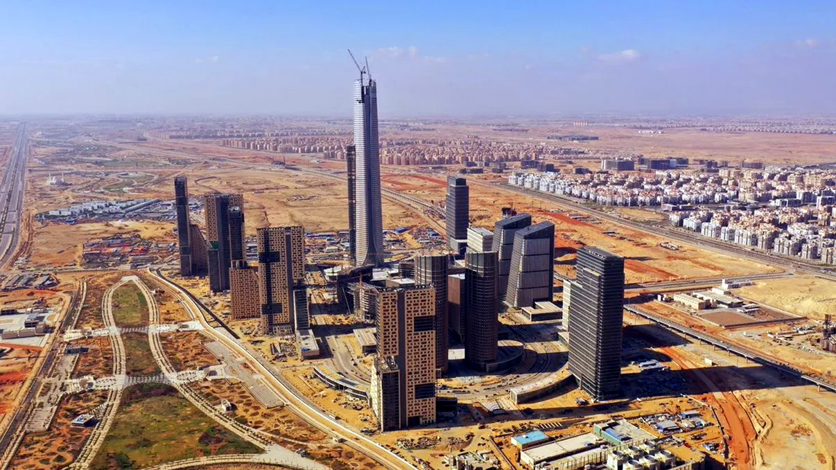 Un nou oraș gigant cu 6,5 milioane de locuitori se ridică din nisipurile deșertului, găzduind cea mai înaltă clădire din Africa