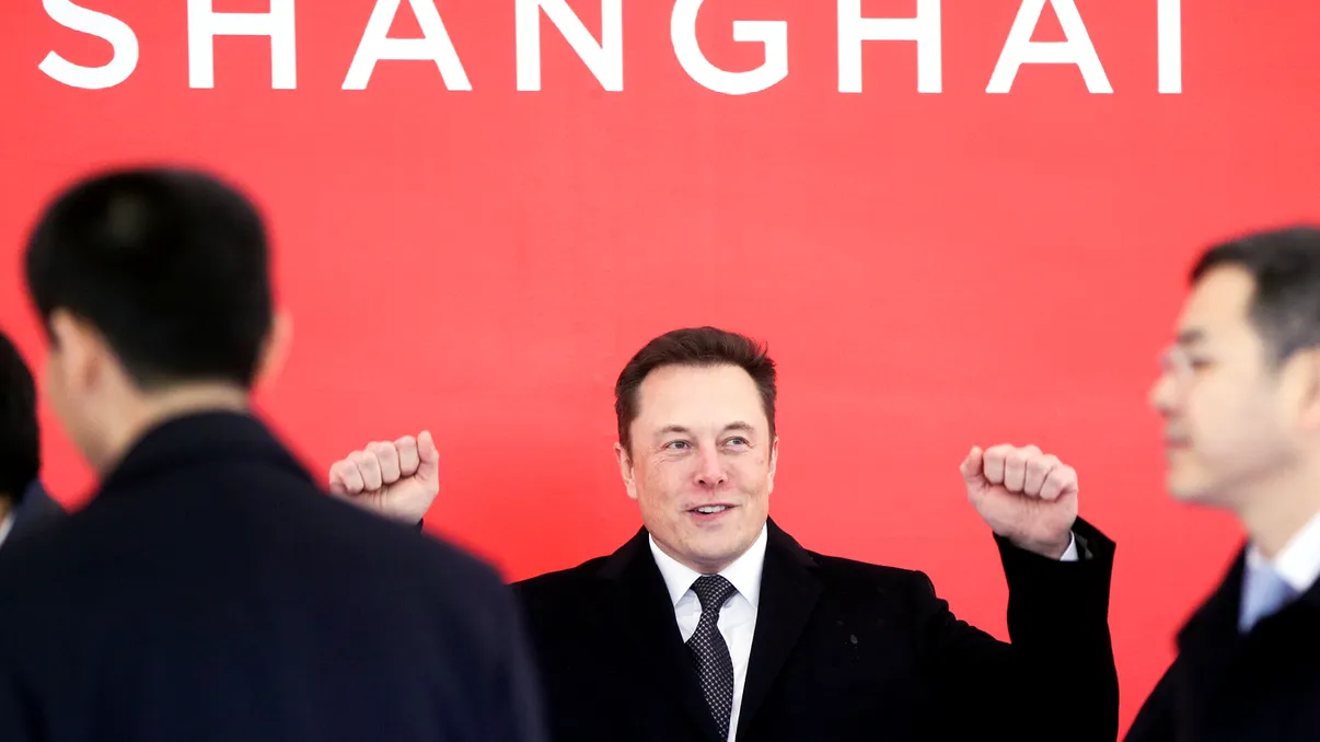Elon Musk a tras o fugă până în China pentru a accelera tehnologia de self-drive la automobilele Tesla