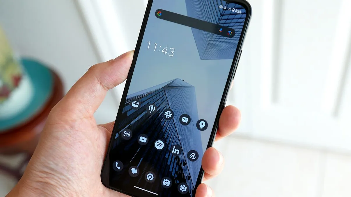 Cum te ferești de furtul de date pe telefonul tău mobil. Metoda simplă prin care blochezi aceste aplicații