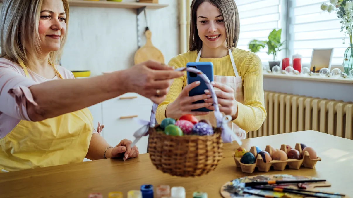 Sfaturi pentru a te bucura de un Paște digital în deplină siguranță: Cum să te protejezi online în timpul sărbătorii