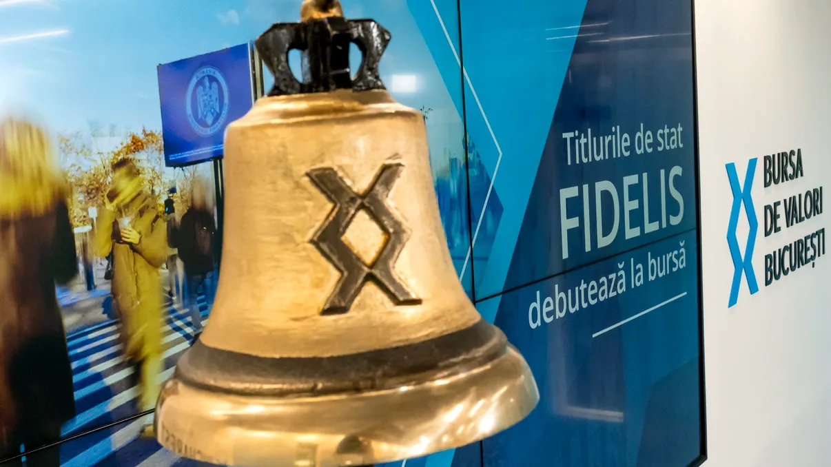 Cum îți ”îngrași” economiile cu titlurile de stat Fidelis în 2024. Mai ai timp până pe 17 aprilie să investești, cine este avantajat