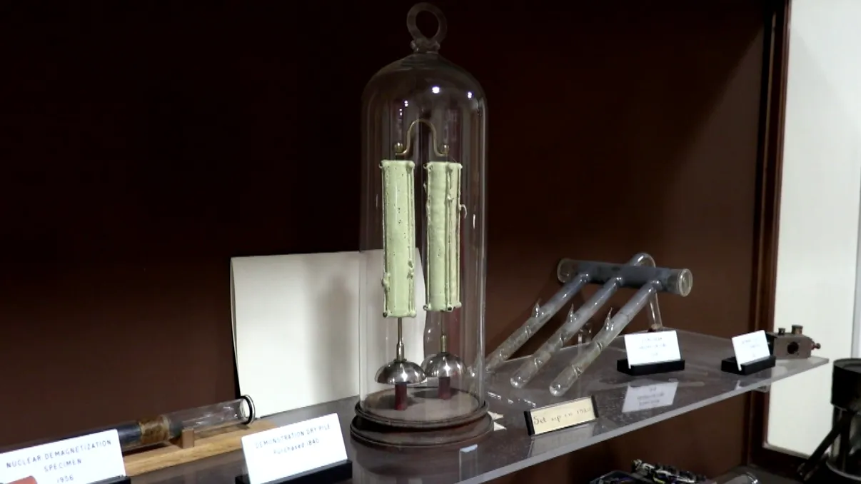 Clopotul electric Oxford funcționează de peste 180 de ani: De ce este o sursă de energie inepuizabilă