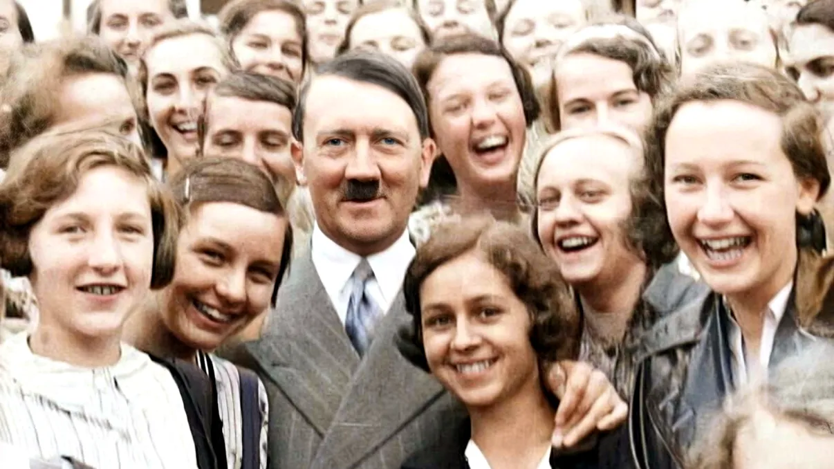 Femeile din spatele lui Adolf Hitler. Fără ele, cine știe cum s-ar fi derulat istoria
