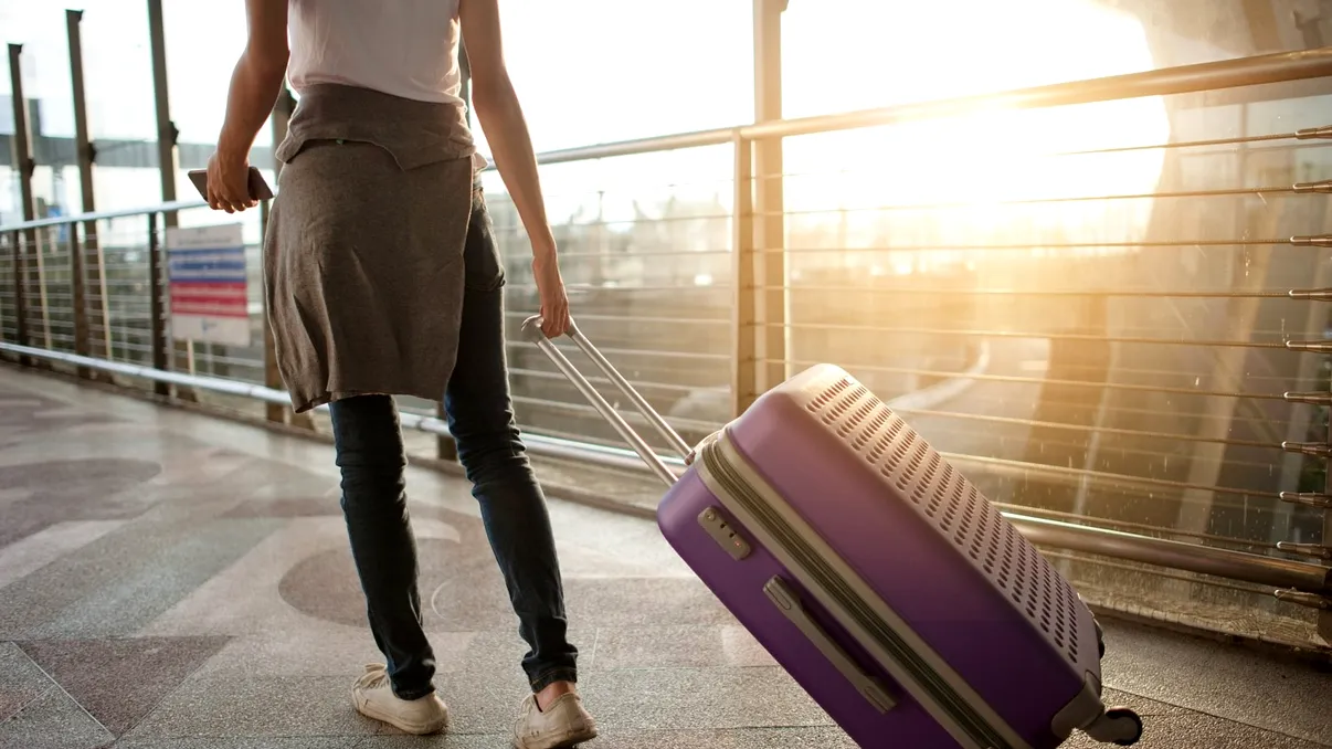 Unde să călătorești de unul singur. Cele mai interesante și sigure destinații turistice