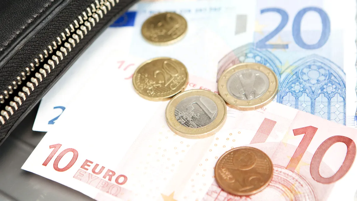 Avertismentul FMI despre standardul de viață în Europa, puterea de cumpărare. Care sunt țările avantajate, cine iese ”pe minus”