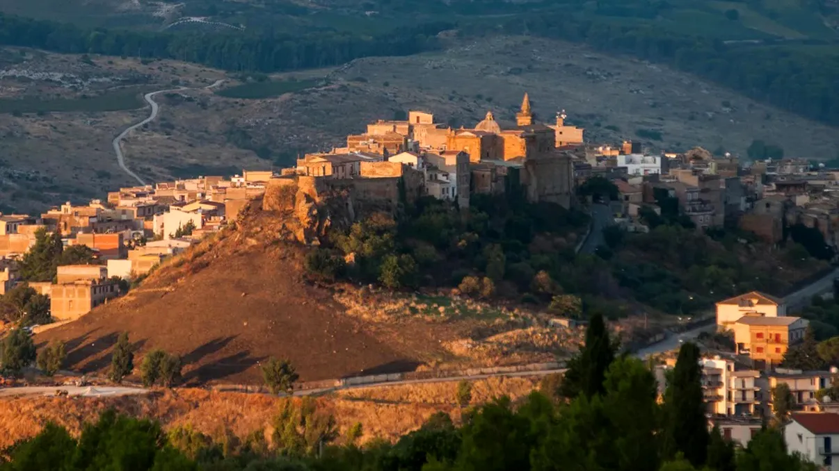 Case în Italia la doar 2 euro: Cum poți cumpăra o locuință la un preț mai mic decât o cafea în centrul Bucureștiului