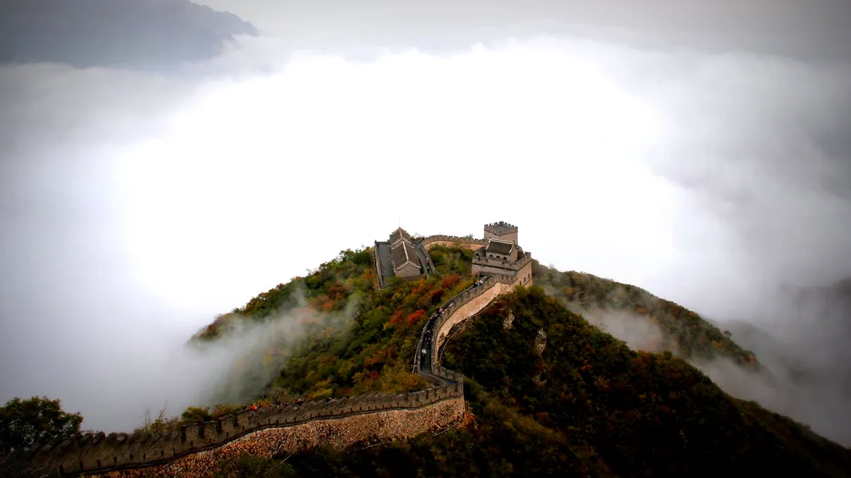 Marele Zid își dezvăluie secretele: au fost găsite noi tronsoane vechi de peste 2.000 de ani în China