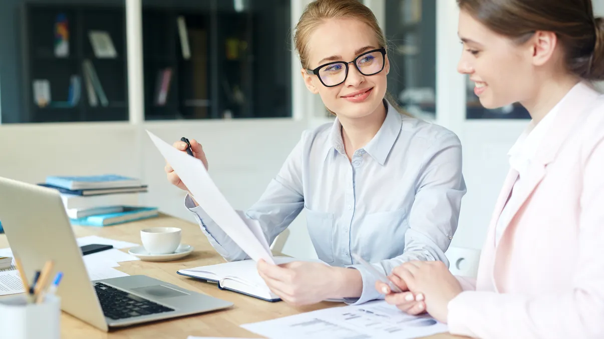 Anunțurile de angajare false au umplut internetul. Ce ascund angajatorii, la ce trebuie să fie atenți angajații în 2024