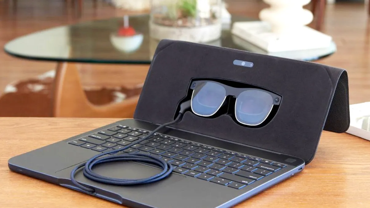 Lansarea Spacetop G1: Laptopul AR fără ecran, cu ochelari speciali