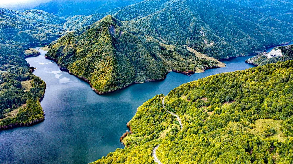 Satul din România care e vizitat de mulți turiști: Se bucură de recunoaștere internațională