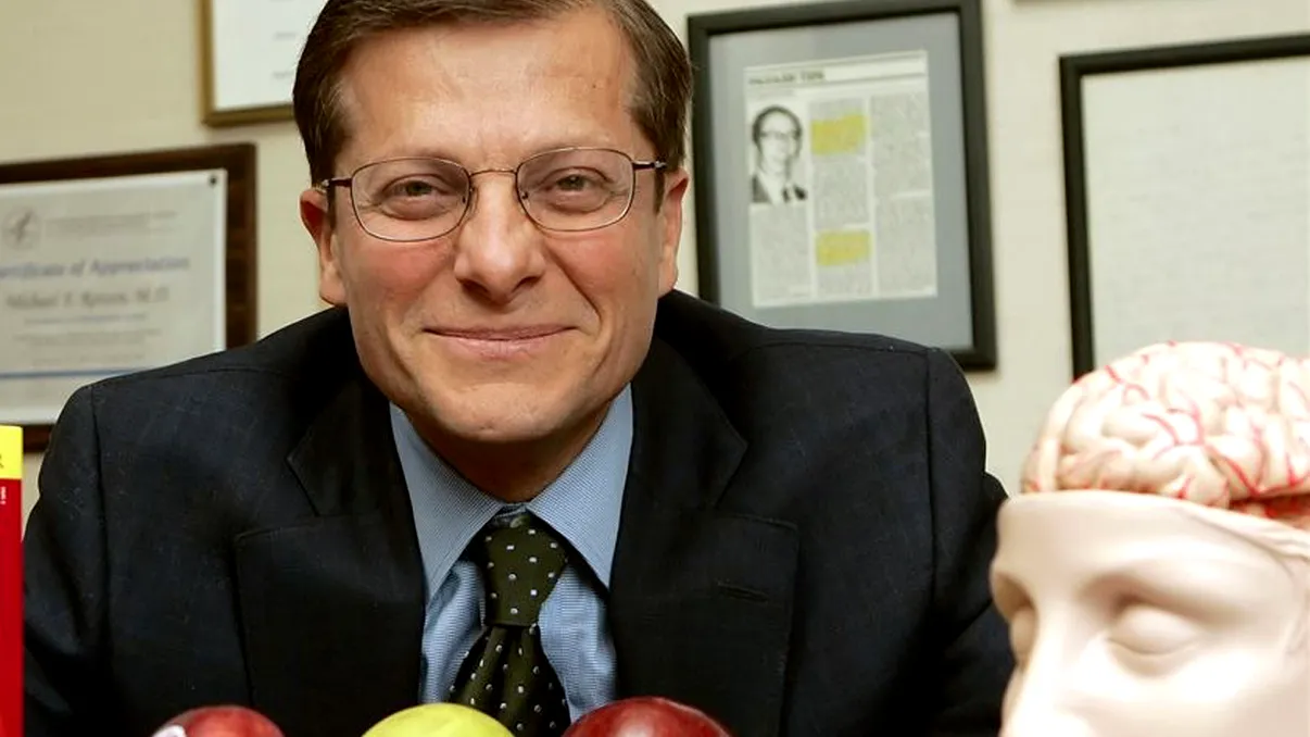 Un medic de 78 de ani spune că și-a redus vârsta biologică cu 20 de ani respectând 4 reguli de aur pentru a rămâne tânăr