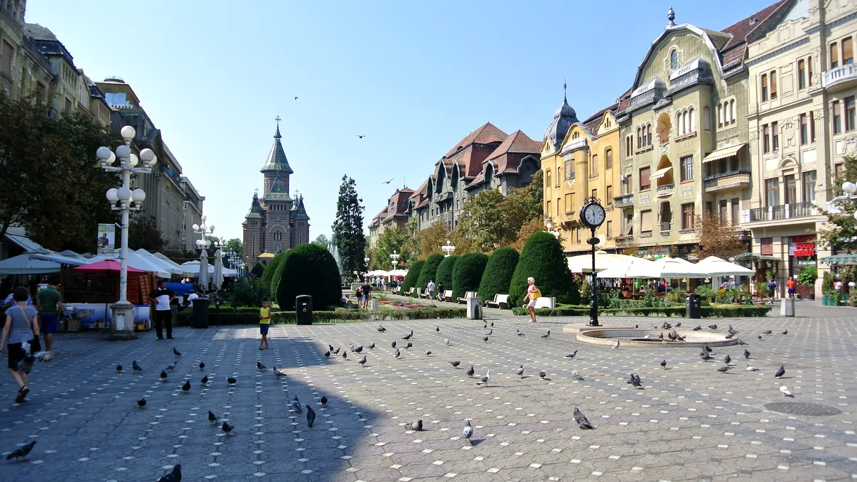 Județul din România care a depășit Cluj la salarii, prinde din urmă și București. Industria și IT-ul l-au transformat într-un hub al angajatorilor de top