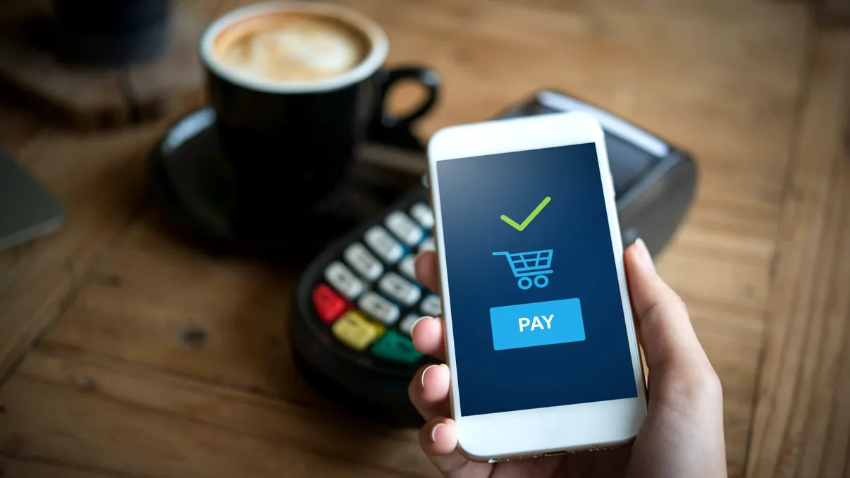 Se schimbă plățile cu telefonul: Verificarea vârstei și primirea chitanțelor printr-o singură atingere