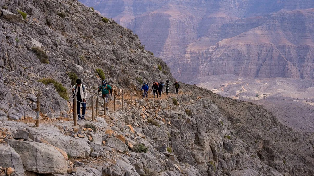 Highlander, cea mai lungă drumeție din lume. Unde se organizează și cum poți participa