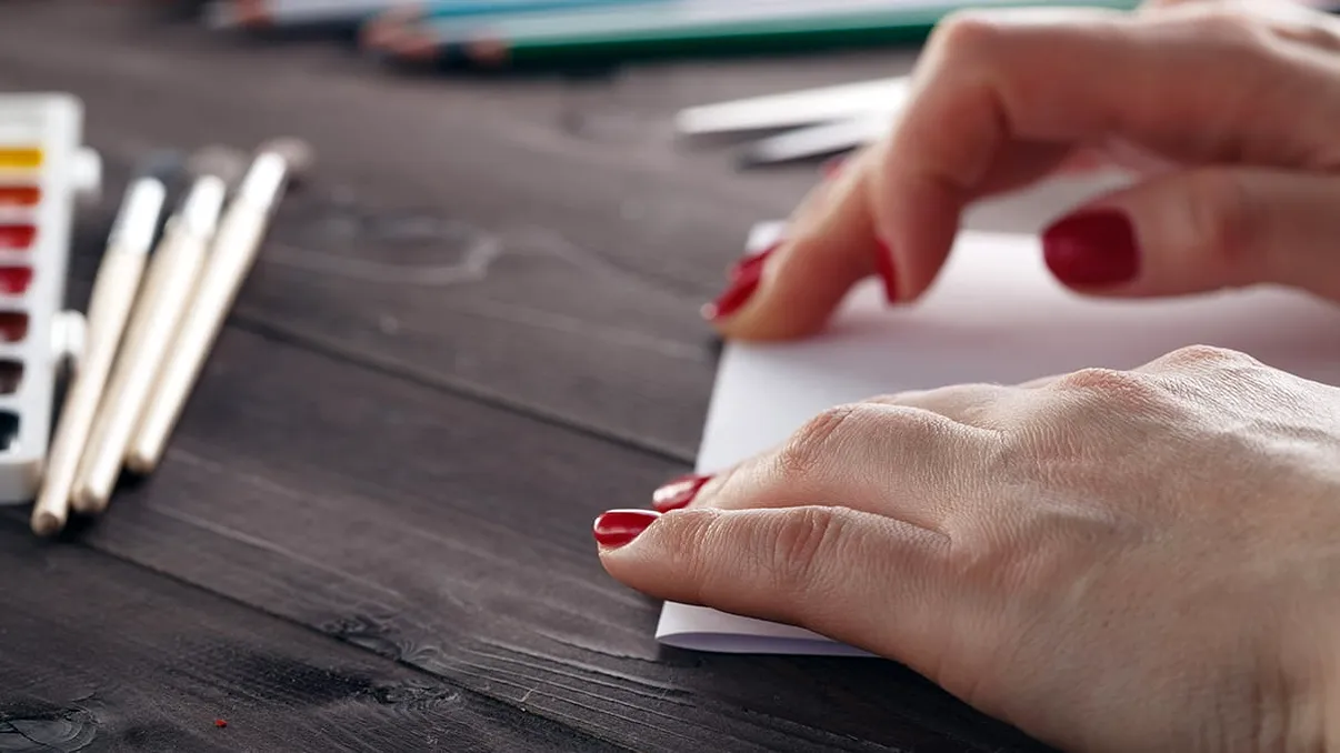 Studiu inedit: Ce tipuri de hârtie sunt cele mai periculoase pentru tăieturi