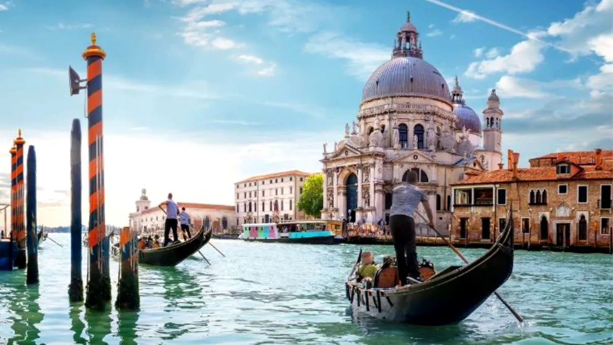 Orașul din Italia care impune restricții dure turiștilor