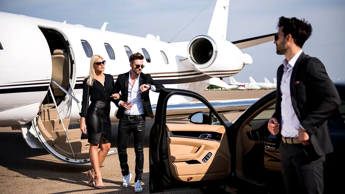 Cei mai bogați oameni ai lumii preferă 5 țări pentru a trăi: Ungaria și Grecia printre destinațiile alese