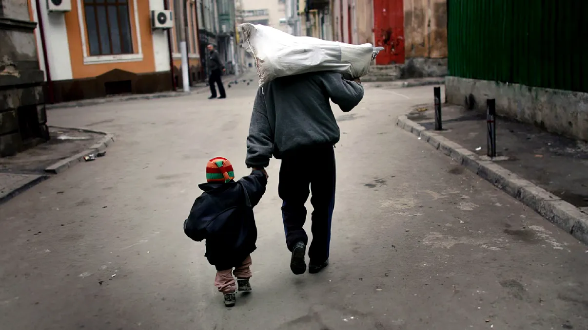 100 de țări se luptă cu cea mai profundă criză a datoriilor din istoria lor, printre care și România