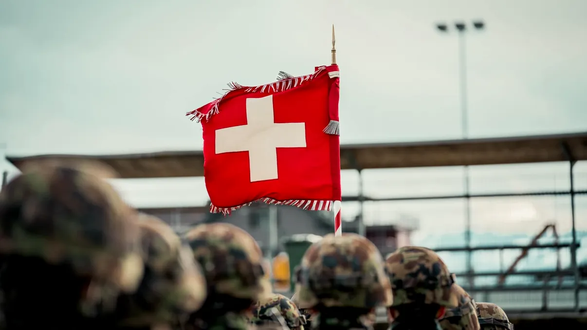 După 500 de ani de neutralitate, Elveția este gata să abandoneze această politică în fața pericolului rusesc, relatează Politico