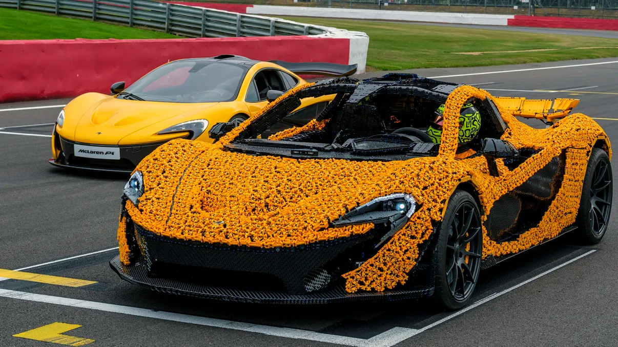 LEGO a construit o mașină McLaren P1 la dimensiuni reale, care se poate conduce. Ce viteză maximă poate atinge jucăria
