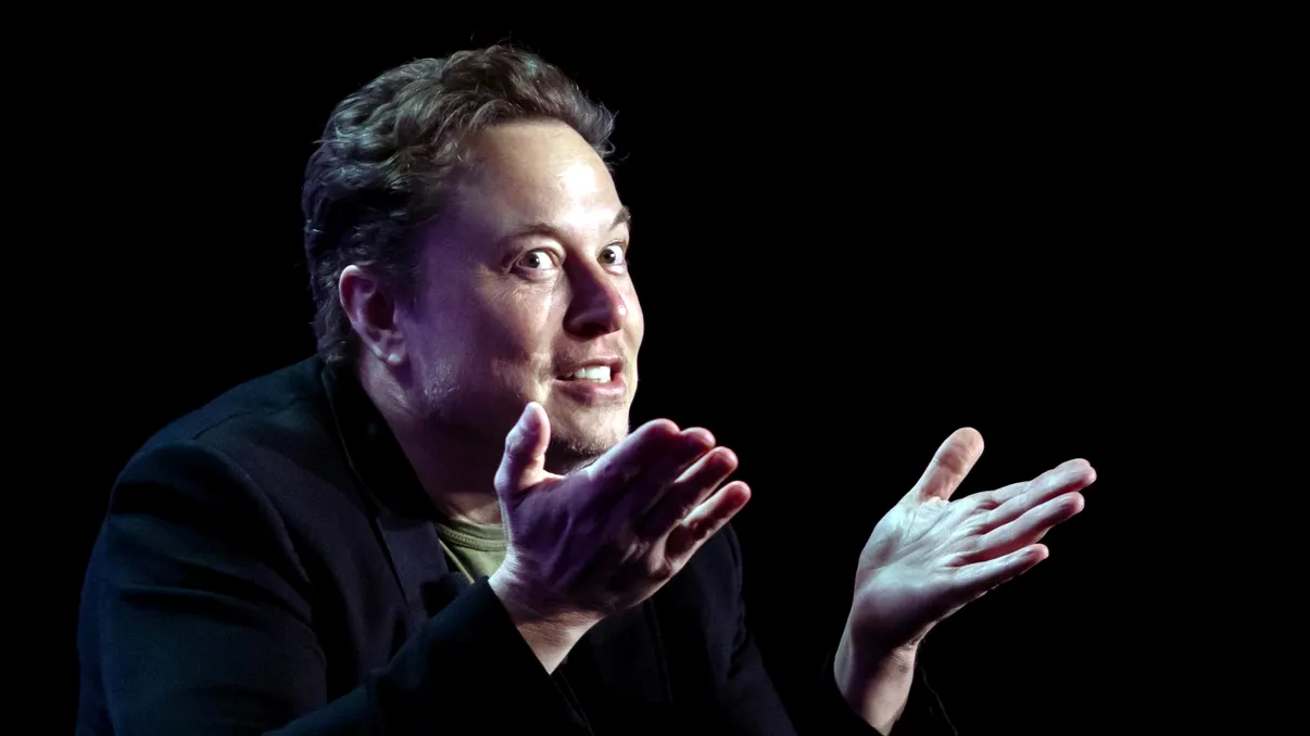 Elon Musk dezvăluie ce sunt observațiile militare de OZN-uri și promite că va împărtăși orice dovadă despre extratereștri, dacă va găsi vreuna
