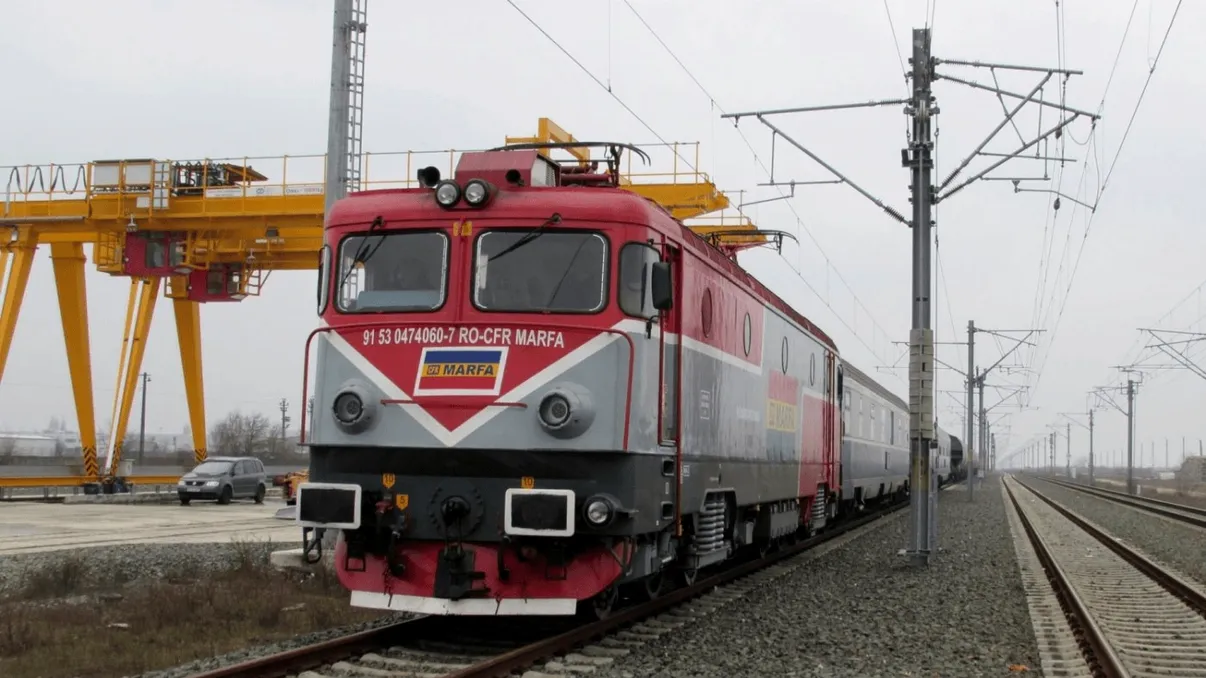 CFR Marfă se pregătește pentru faliment, în timp ce Carpatica Feroviar prinde contur
