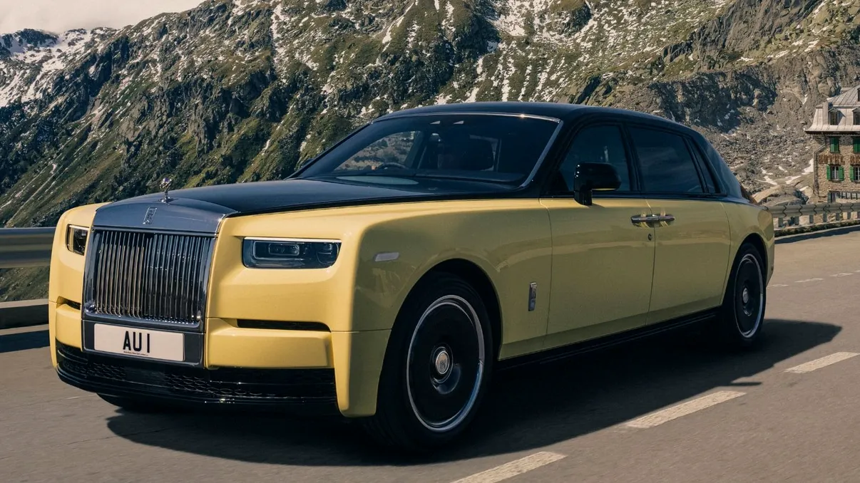Rolls-Royce lansează un model unic dedicat lui James Bond: Tribut pentru 60 de ani de „Goldfinger”