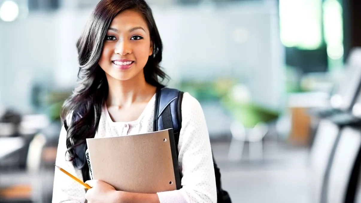 Universitățile românești preferate de studenții internaționali: Unde vin să învețe tinerii din străinătate