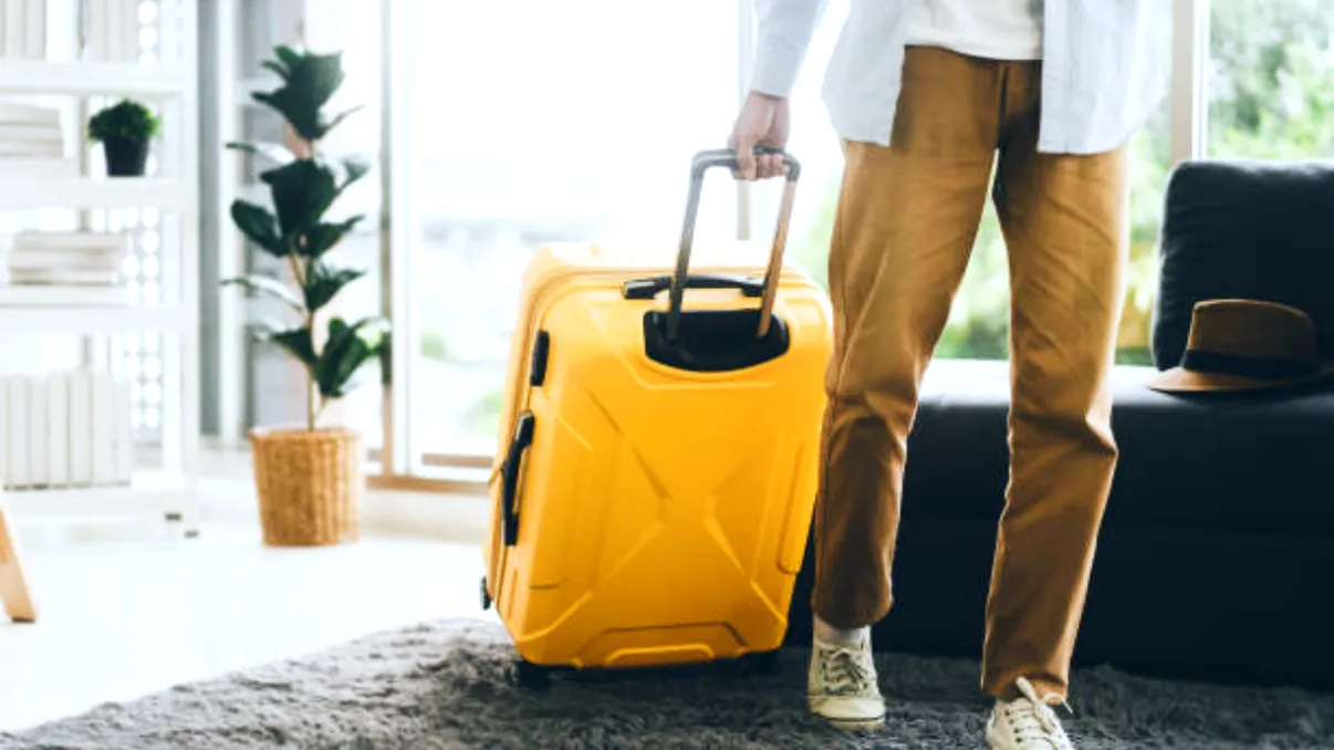 Cele 3 țări din Europa unde românii preferă să locuiască. Care sunt motivele pentru care au părăsit România