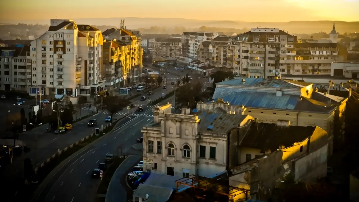 E unul dintre cele mai sărace județe din România, dar stă pe o comoară neexploatată. Rezervele de minerale prețioase și apele miraculoase fac din Botoșani un „sărac județ bogat”