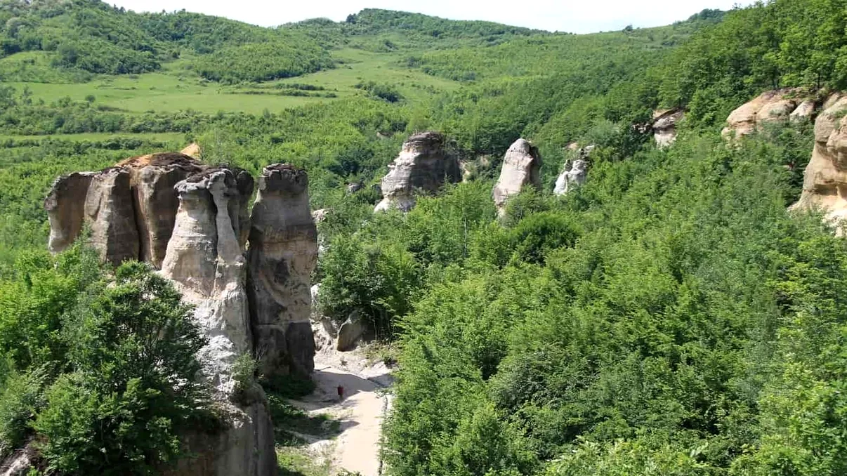 Grădina Zmeilor, „Meteora de Ardeal”, un colț de poveste din Transilvania