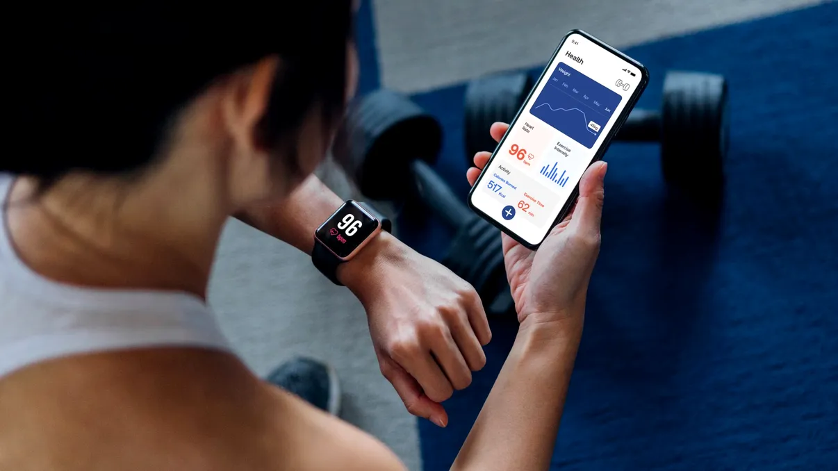 10 aplicații de fitness pentru a-ți atinge obiectivele și a scăpa de kilogramele acumulate de sărbători