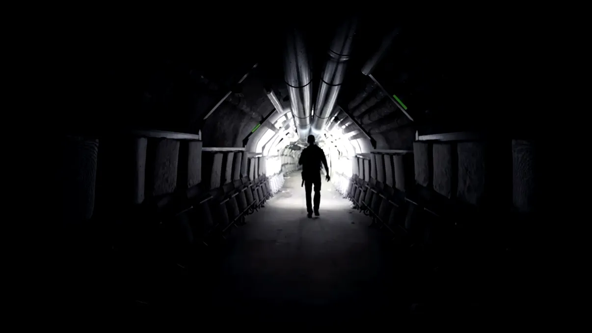 VIDEO: În interiorul unuia dintre cele mai mari buncăre nucleare abandonate din Europa, adăpost subteran pentru 5.000 de persoane