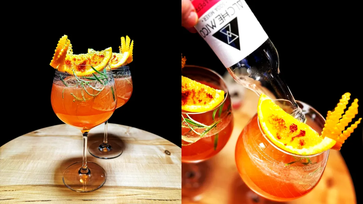 Cum faci un cocktail cu Mezcal Le Tribute, Aperol și soc. Așa descoperi și mixerele românești de la Alchemico