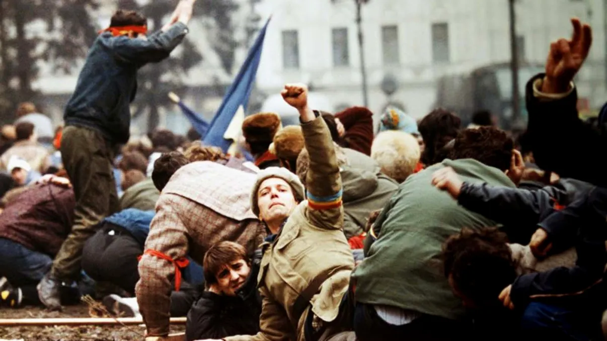 Începutul Revoluției Române, în Timișoara/Primul zbor motorizat din istorie/Simon Bolívar a încetat din viață și alte evenimente istorice pe 17 decembrie